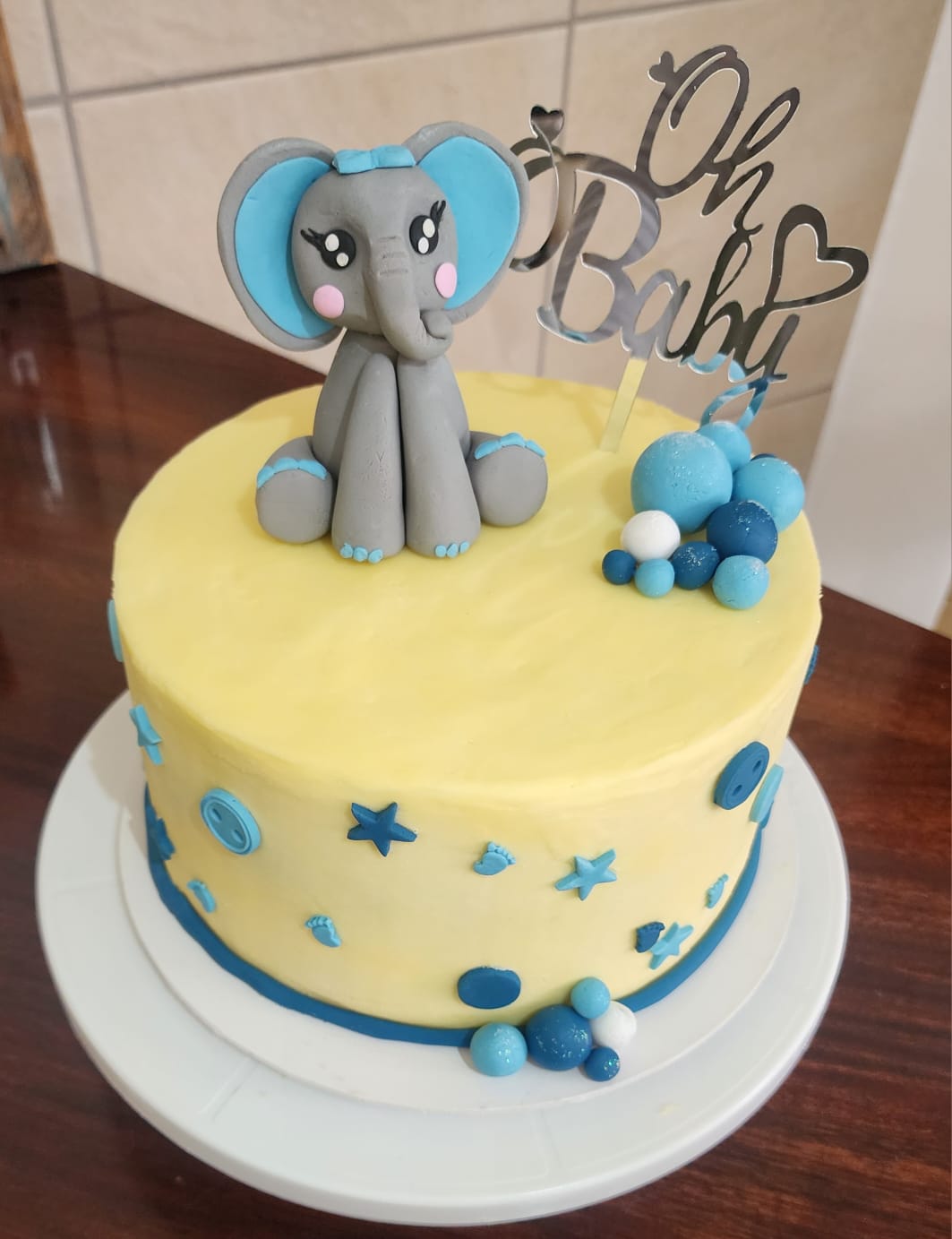 Custom birthday cake for children's party 2